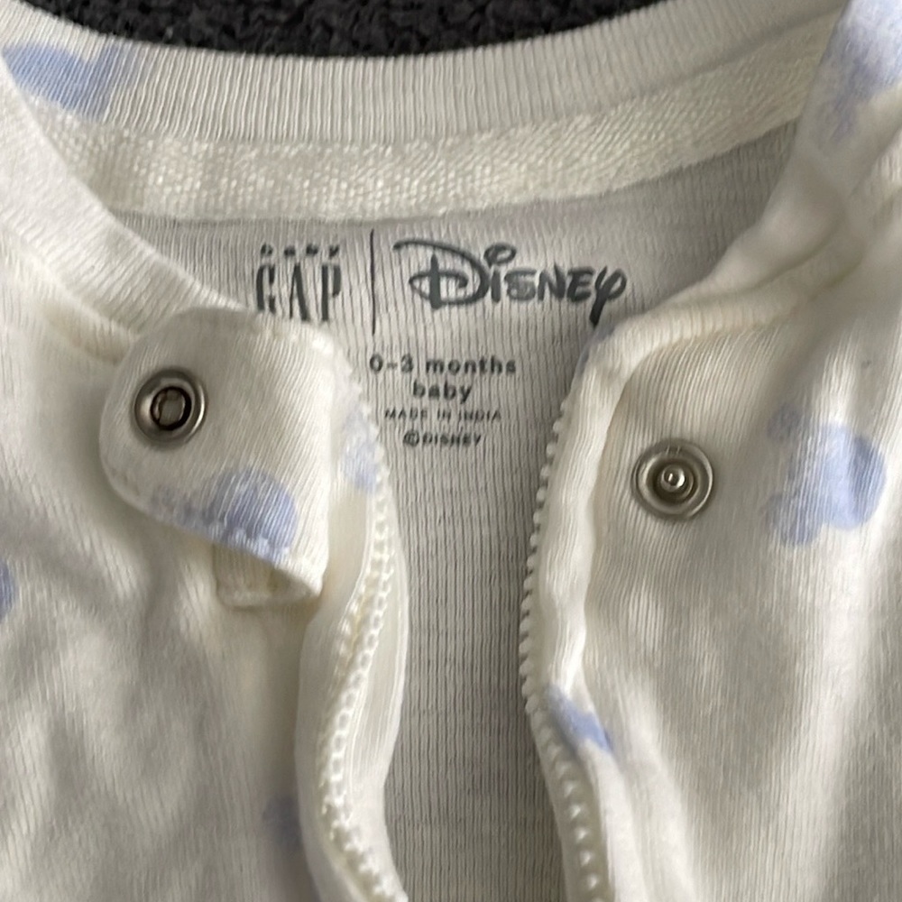 Mickey Mouse Gap bundle 0-3m - Picture 3 of 4